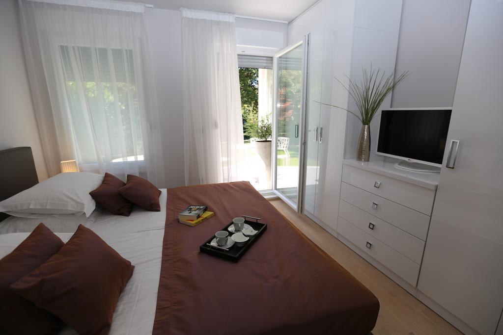 Beach Apartments Dumicic Podstrana Dış mekan fotoğraf